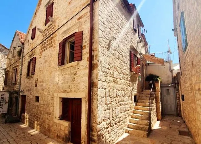 Hvar Heart Heritage Stone House 2 Floors, Up To 6 Persons