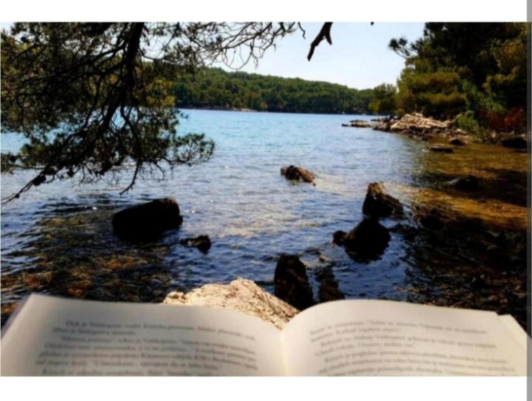 Hvar Heart Heritage Stone House 2 Floors, Up To 6 Persons Vikendica *